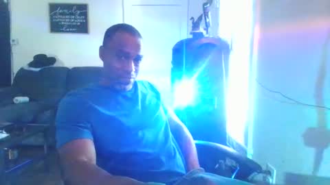 Slim8975 online show from October 10, 1:17 pm