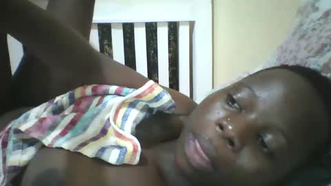 slim_petite_ebony online show from January 2, 12:23 am