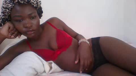 slimdiva online show from October 20, 5:01 am