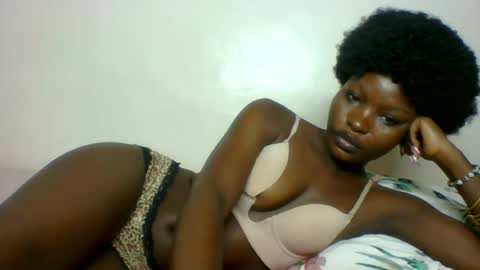 slimdiva online show from June 26, 5:24 am