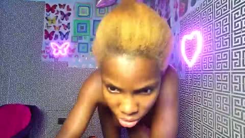 slimzyxdoll online show from January 7, 10:15 pm