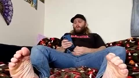Mr King Feet 69 online show from June 14, 7:27 pm