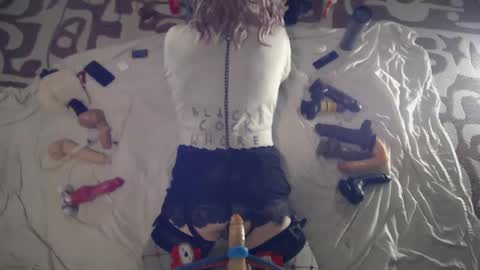 Snapshot of slutgurl_pdx chatting on September 16, 2:24 am slutgurl_pdx online show from September 16, 2:24 am