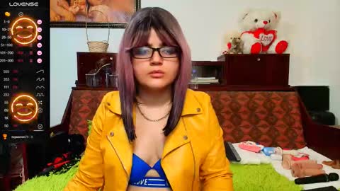 Ana    online show from November 2, 11:43 am