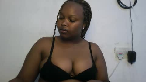 slutty_shan online show from October 18, 9:24 am