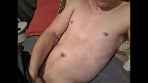 sluttybaddboyy online show from March 20, 2:38 am