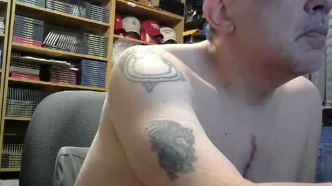 sluttyslave81 online show from October 12, 5:22 am