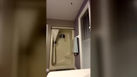 sly050585 online show from March 1, 7:12 am