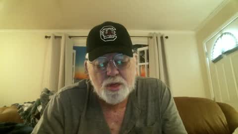 Snapshot of slydevi1 chatting on October 13, 9:28 pm Slydevil online show from October 13, 9:28 pm