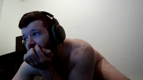 smallcock2850 online show from April 6, 2:53 am