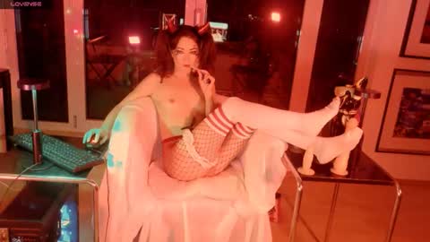 smallestgirlinchat online show from October 31, 8:42 pm