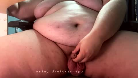 smallguy11221 online show from June 10, 4:50 pm