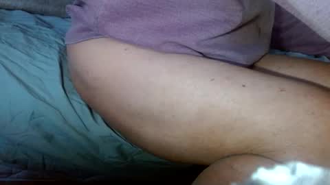 smallmalelass online show from January 7, 3:33 pm