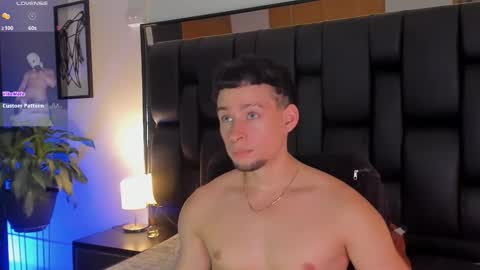 Snapshot of smiith_jade chatting on October 10, 10:25 pm Jade Smiith online show from October 10, 10:25 pm