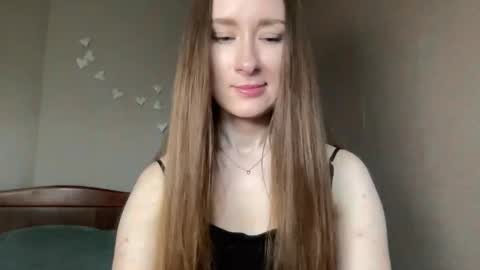 smilequeen_ online show from October 28, 8:15 am