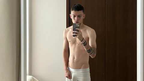 SMIT  online show from November 18, 9:07 pm