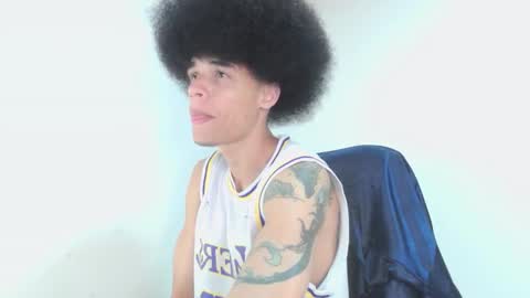 Smith Gael online show from February 20, 9:06 pm