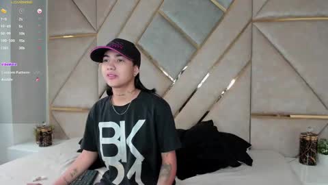 Smith Jay online show from December 5, 12:39 pm