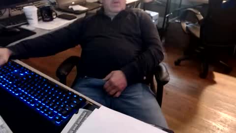 smly online show from December 21, 7:53 pm