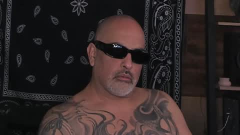 Snapshot of smokey915 chatting on February 5, 7:10 pm Smokey915 online show from February 5, 7:10 pm