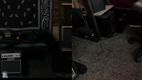 Snapshot of smokey915 chatting on February 16, 8:22 pm Smokey915 online show from February 16, 8:22 pm