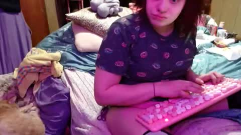 DIAN dee-ann online show from February 25, 6:39 am