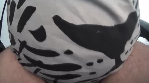 snagazz online show from September 25, 2:02 pm