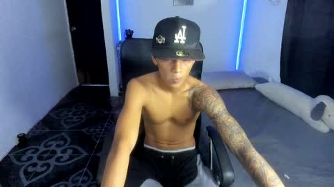 snak_master1 online show from May 24, 9:10 pm