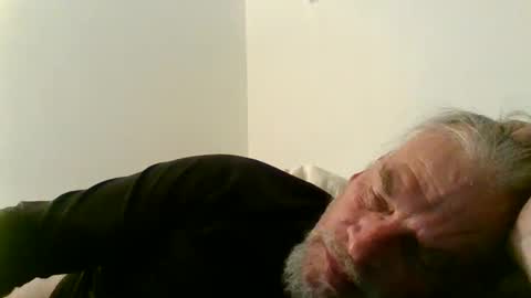 snap2play online show from November 1, 6:23 am