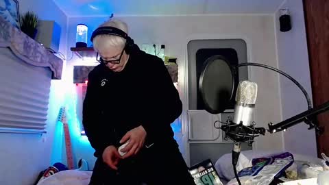 Viiscount  Snarfle Von Snarfenberg online show from March 2, 8:27 am