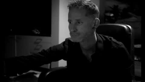 sneaky1985 online show from March 23, 10:59 pm