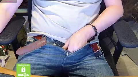 Sneakybill online show from February 22, 9:56 am