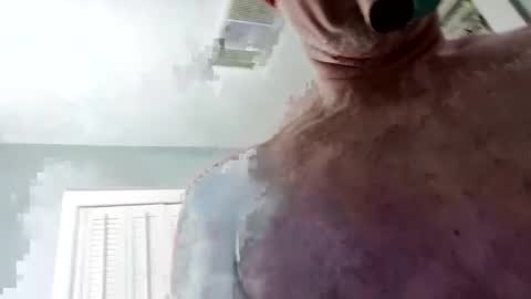 sneakypeteyo1 online show from April 4, 5:25 am