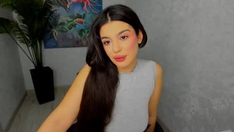 snowingwinter online show from February 17, 4:22 am