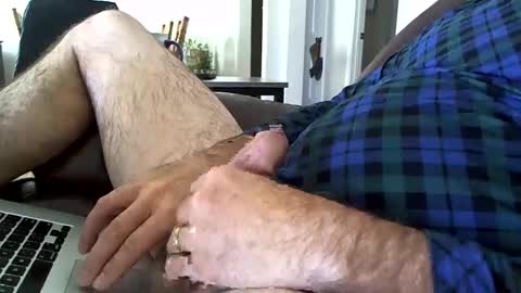 Snowy online show from December 14, 2:31 pm