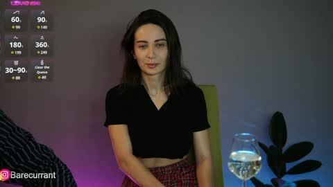 Yesenia online show from December 3, 9:39 pm