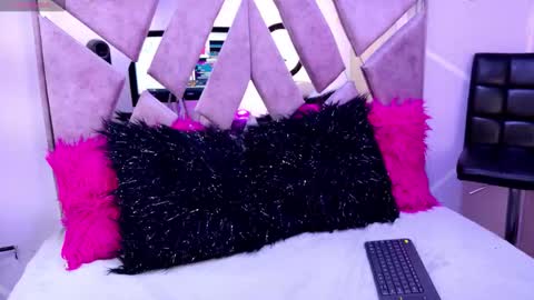 Sofi Noa online show from December 4, 12:49 pm