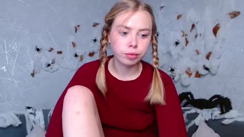 Sofia here online show from October 30, 12:44 am
