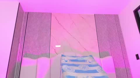 Sofia online show from April 14, 3:10 am