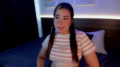 Sofia online show from June 5, 9:53 pm