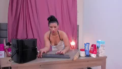      online show from July 28, 11:17 am