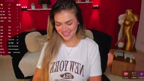 sofia_velvetx online show from May 5, 2:34 pm