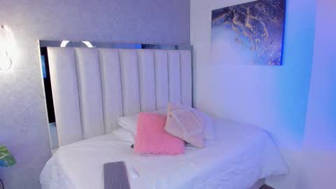 Sofi online show from January 7, 11:59 am