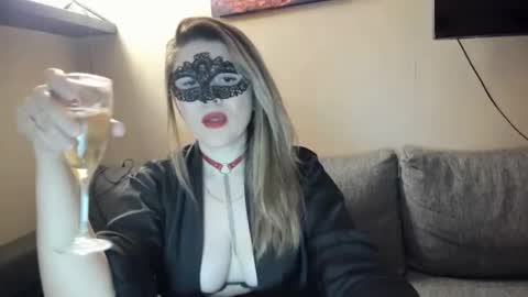 SofiaBells online show from December 28, 8:15 pm