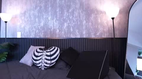 Sofia online show from February 3, 2:54 pm