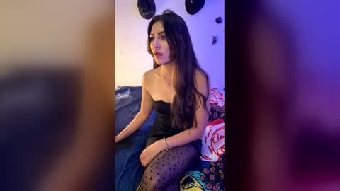 sofiacruz16 online show from January 7, 9:53 pm