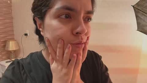 Snapshot of sofianesvat1 chatting on October 23, 8:31 pm Sofi - next broadcast today 1030pm Colombia time online show from October 23, 8:31 pm