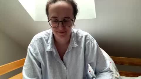 Sofia online show from July 9, 3:49 pm