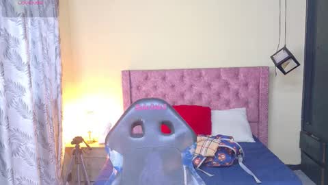 sofii_cute01 online show from February 3, 11:47 am