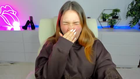 sofii_darling online show from February 18, 5:46 pm